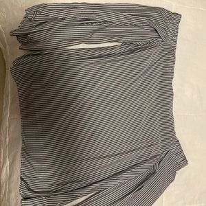 Off the shoulder long sleeve